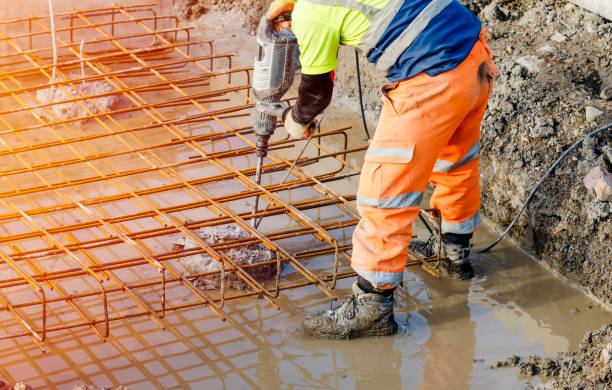 Best Concrete Walkway Installation  in Wellsville, MO